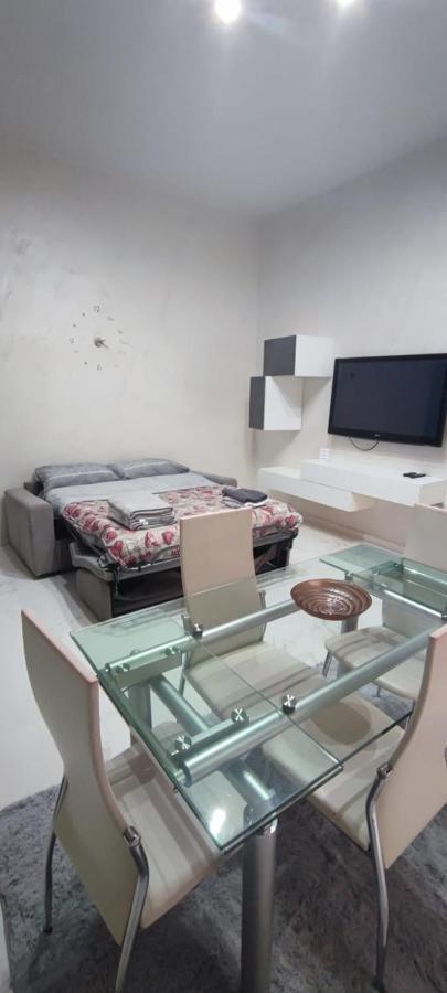 Layla Chic Home เนเปิลส์ ภายนอก รูปภาพ